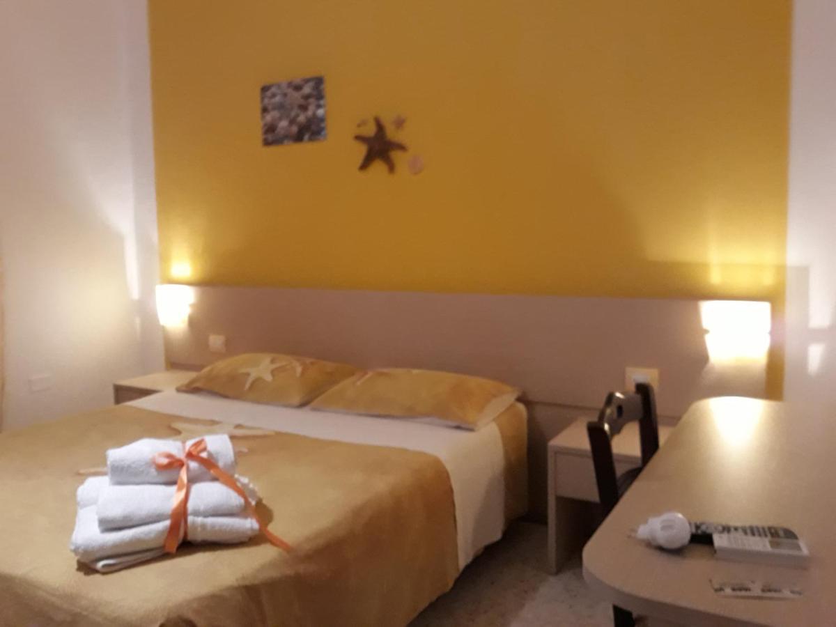 Porto Di Mare Bed and Breakfast Praia a Mare Exteriör bild